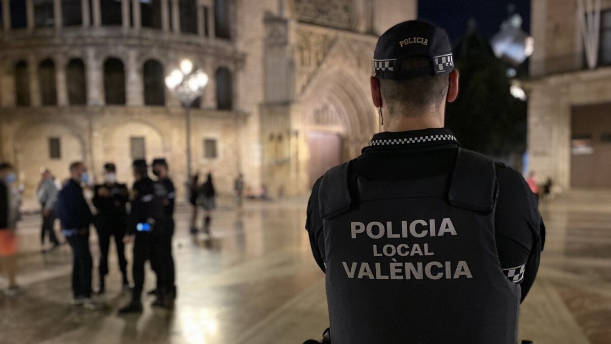 1028 Dispositiu policial Halloween